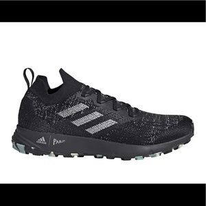 New Adidas size 14/13 Men's Two Parley - Black/grey Two/linen Green shoes